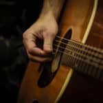 Top 100 des tablatures guitare faciles pour débutant